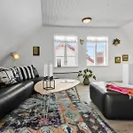 4 Bedroom Stunning In Glesborg