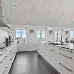 Сasa de vacaciones 4 Bedroom Stunning In *
