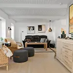 Сasa de vacaciones 4 Bedroom Stunning In