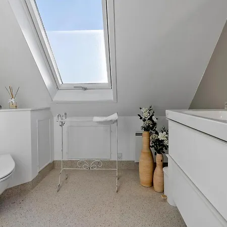 4 Bedroom Stunning In Дом отдыха Glesborg