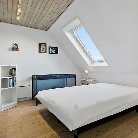 Dom wakacyjny 4 Bedroom Stunning In Glesborg