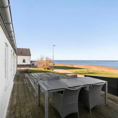 Дом отдыха 4 Bedroom Stunning In Glesborg