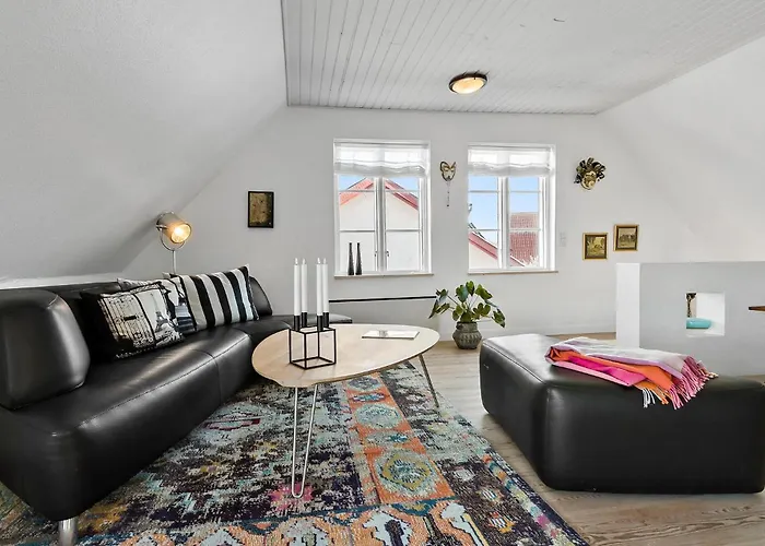 4 Bedroom Stunning In Glesborg