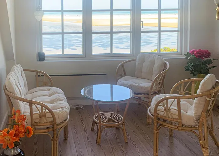 4 Bedroom Stunning In Casa de Férias *